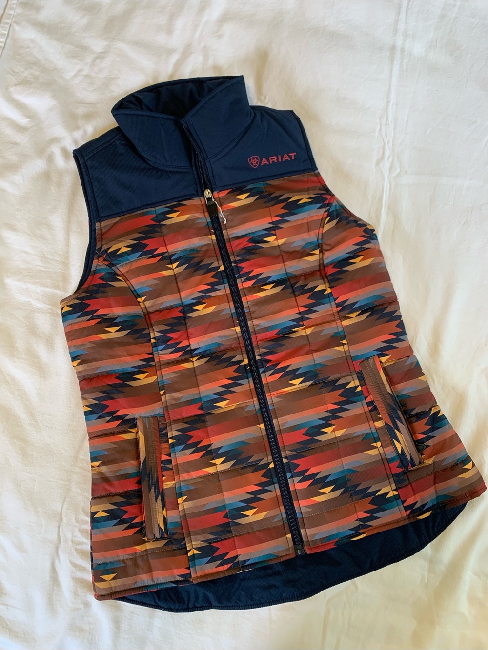 Ariat women’s R.E.A.L. Crius Vest. SMALL. With Concealed carry pocket.